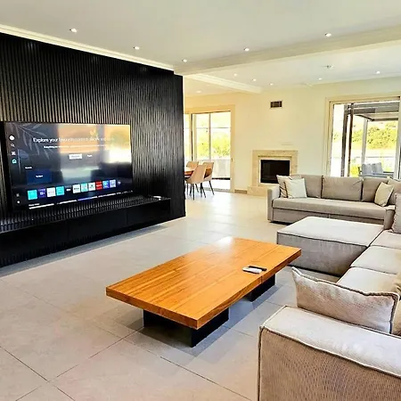 ヴィラ Pareklisia Mystical Haven *