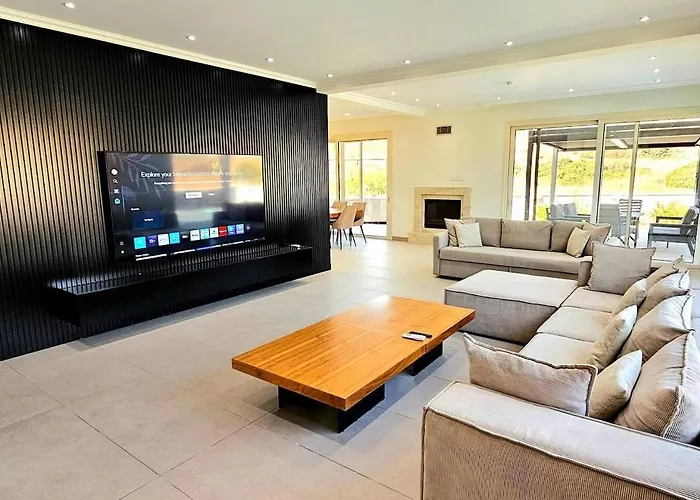 ヴィラ Pareklisia Mystical Haven *