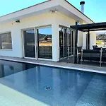 Pareklisia Mystical Haven Villa Parekklisia